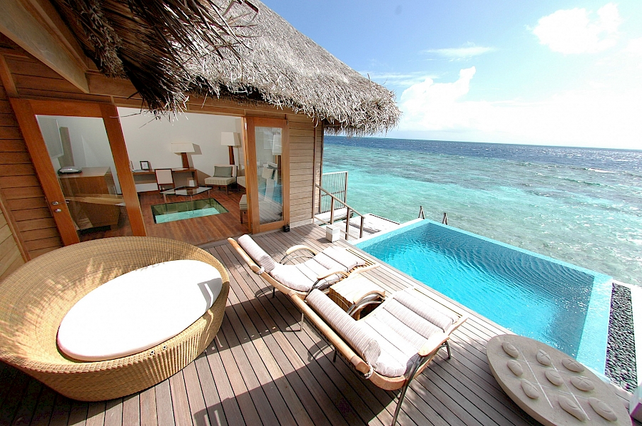 LUXE REIZEN  - TRAVEL IN LUXURY - LUXURY IS TRAVELLING  MALEDIVEN_HUVAFEN FUSHI - MALEDIVEN