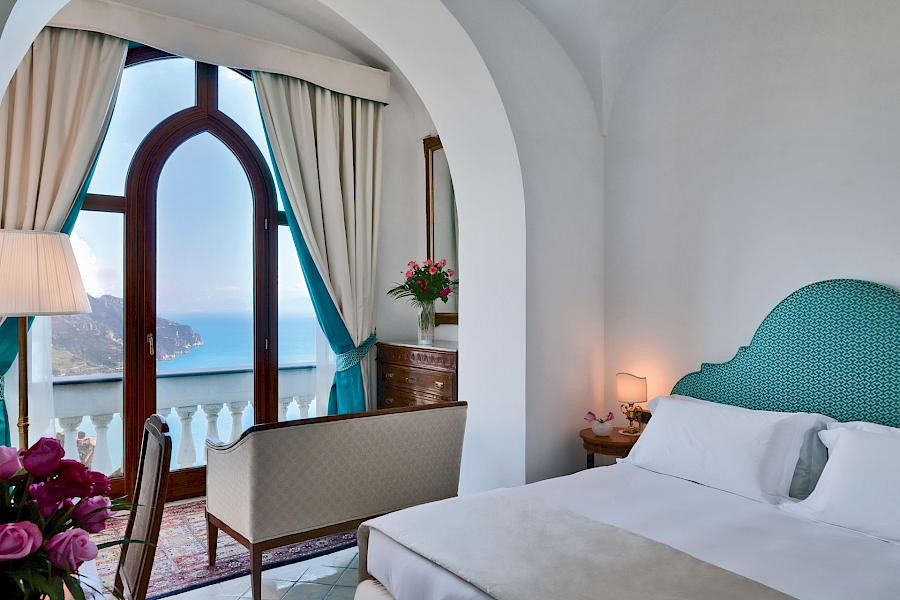 LUXE REIZEN  - TRAVEL IN LUXURY - LUXURY IS TRAVELLING  ITALIE_LUXE REIZEN AMALFIKUST**PALAZZO AVINO RAVELLO
