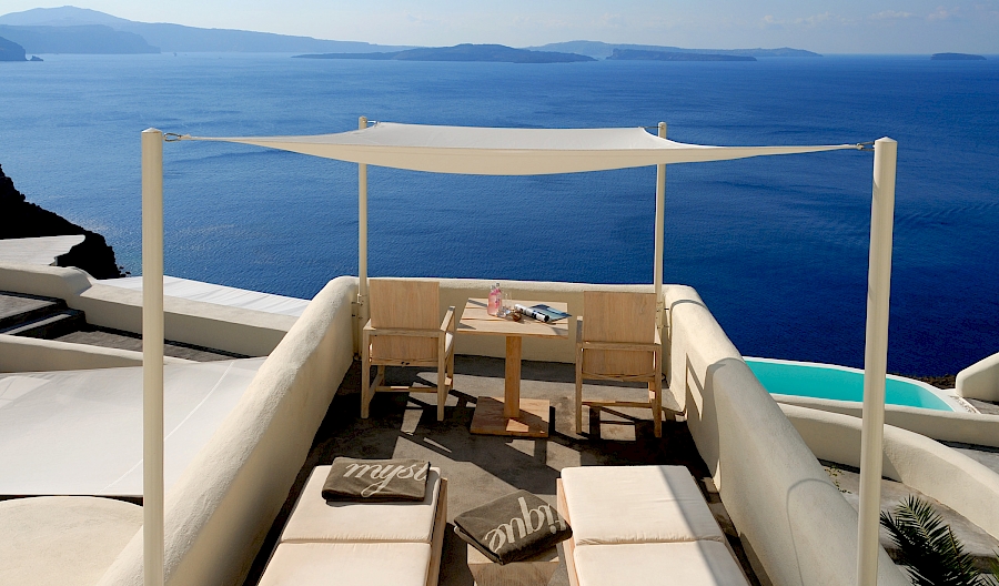 LUXE REIZEN  - TRAVEL IN LUXURY - LUXURY IS TRAVELLING  GRIEKENLAND_LUXE REIZEN GRIEKENLAND**MYSTIQUE SANTORINI