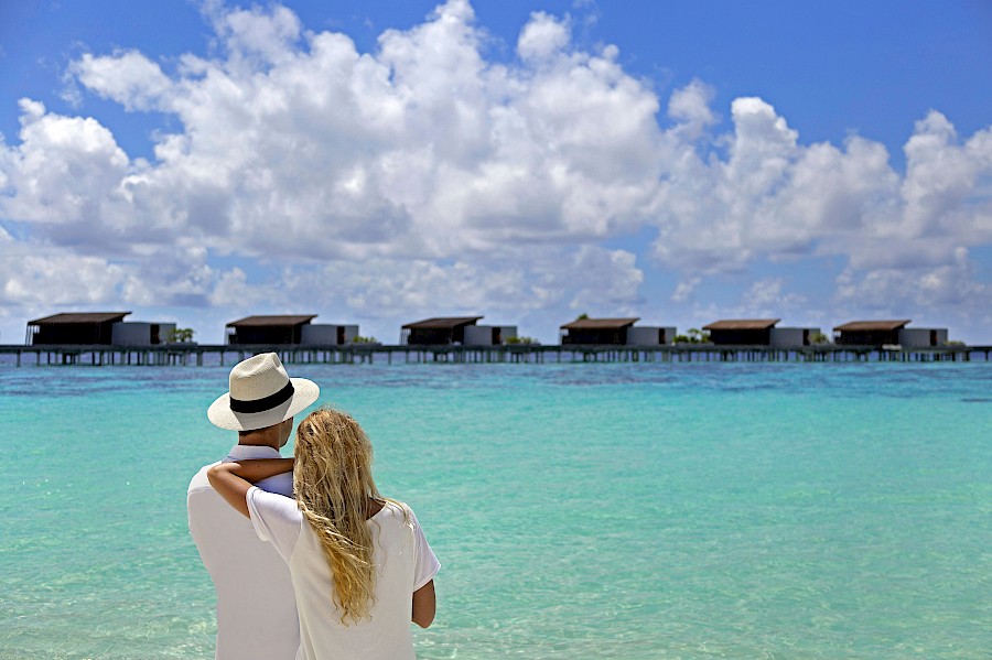 LUXUSREISEN - TRAVEL IN LUXURY  MALEDIVEN_LUXUS REISEN MALEDIVEN STRANDCOLLECTION**PARK HYATT MALDIVES HADAHAA