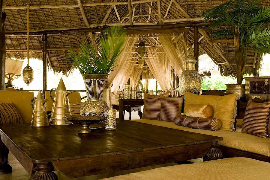 LUXE REIZEN  - TRAVEL IN LUXURY - LUXURY IS TRAVELLING  ZANZIBAR_BAREFOOT LUXURY**BREEZES BEACH CLUB & SPA - LUXE REIZEN ZANZIBAR