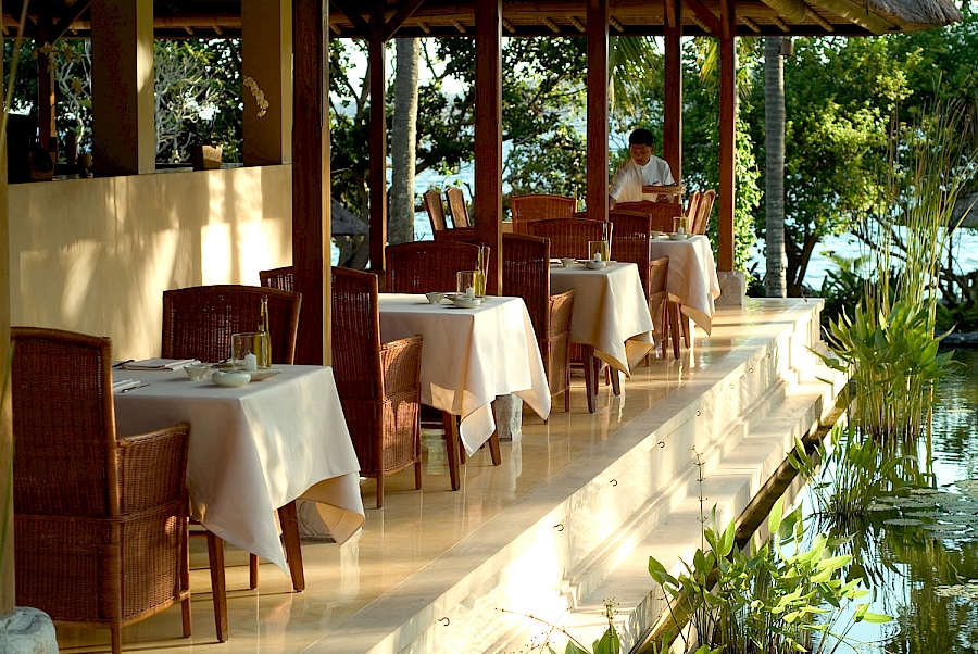 LUXE REIZEN  - TRAVEL IN LUXURY - LUXURY IS TRAVELLING  INDONESIE_ALILA MANGGIS - BALI, Restaurant Seasalt