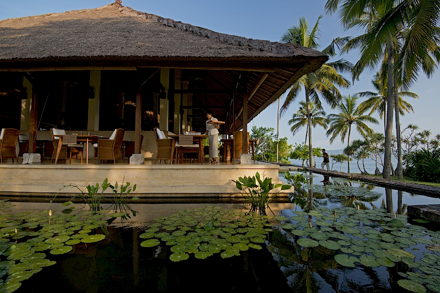 LUXE REIZEN  - TRAVEL IN LUXURY - LUXURY IS TRAVELLING  INDONESIE_ALILA MANGGIS - BALI, Restaurant Seasalt