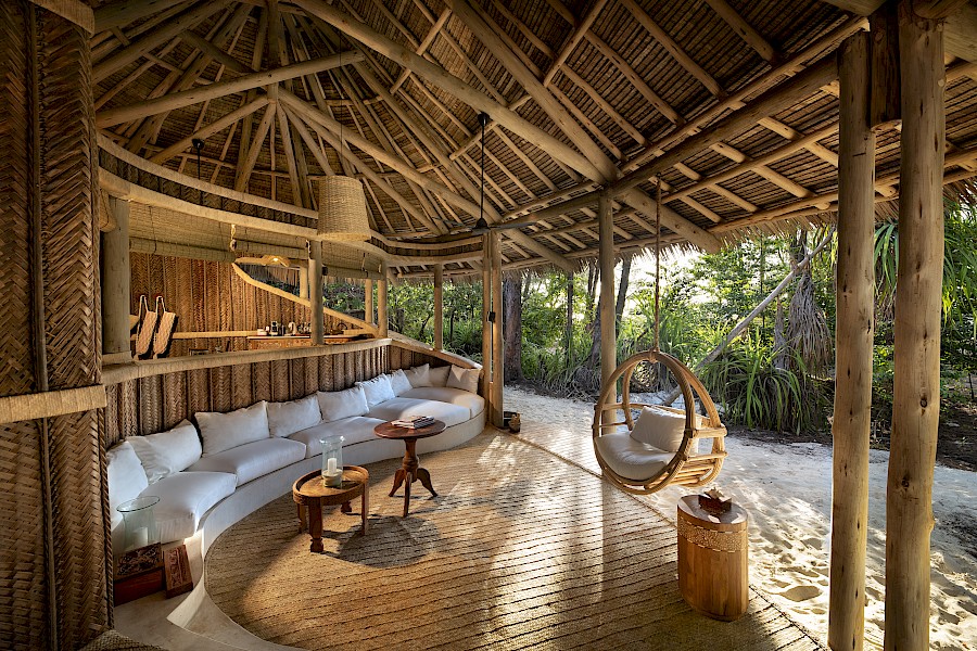 LUXE REIZEN  - TRAVEL IN LUXURY - LUXURY IS TRAVELLING  ZANZIBAR_LUXE REIZEN ZANZIBAR - TANZANIA**&BEYOND MNEMBA ISLAND LODGE