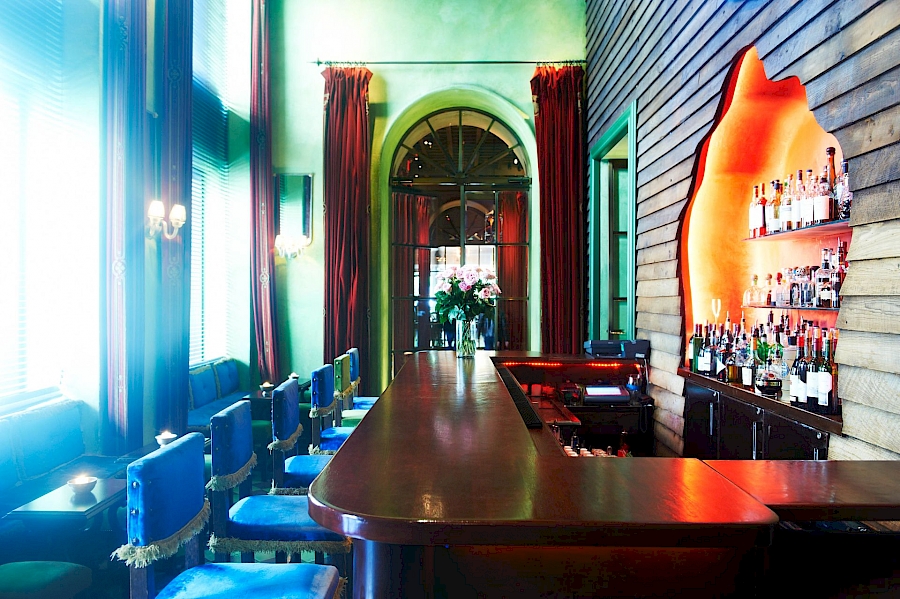 LUXE REIZEN  - TRAVEL IN LUXURY - LUXURY IS TRAVELLING  NEW YORK_GRAMERCY PARK HOTEL NEW YORK**Bar