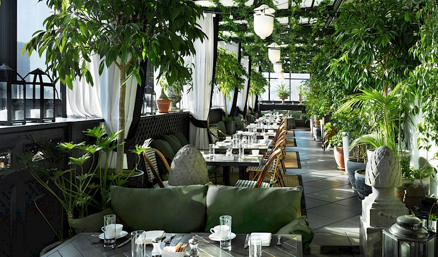 LUXE REIZEN  - TRAVEL IN LUXURY - LUXURY IS TRAVELLING  NEW YORK_GRAMERCY PARK HOTEL NEW YORK**Terrace