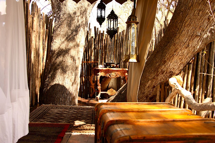 LUXE REIZEN  - TRAVEL IN LUXURY - LUXURY IS TRAVELLING  TANZANIA_BEHO BEHO SELOUS GAME RESERVE TANZANIA**THE TREEHOUSE