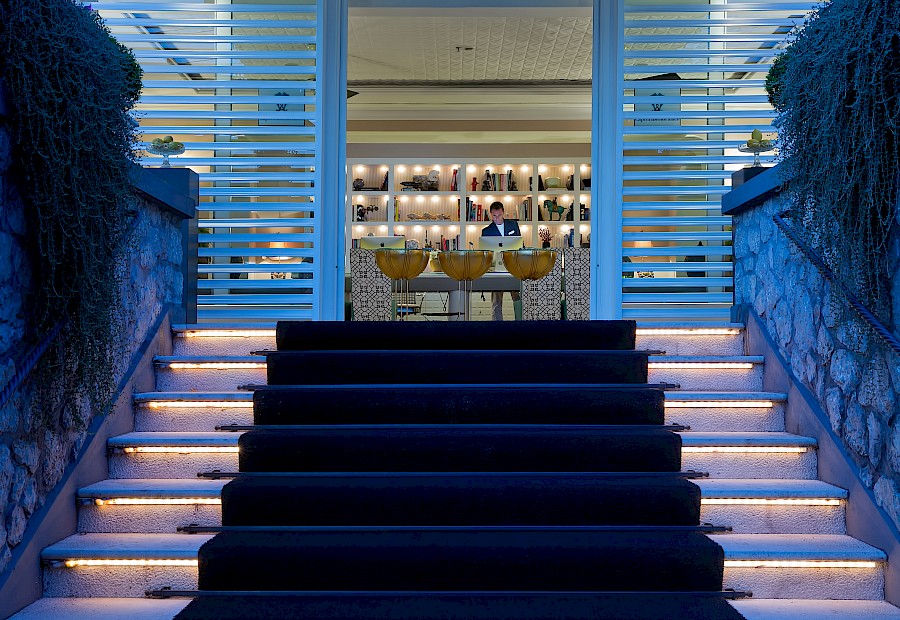 LUXE REIZEN  - TRAVEL IN LUXURY - LUXURY IS TRAVELLING  ITALIE_LUXE REIZEN CAPRI - ITALIE**CAPRI TIBERIO PALACE