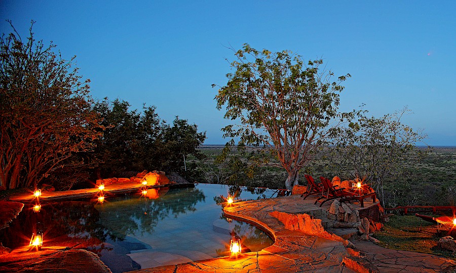 LUXE REIZEN  - TRAVEL IN LUXURY - LUXURY IS TRAVELLING  KENIA_LUXE SAFARIS KENIA**ELSA’S KOPJE - MERU NATIONAL PARK