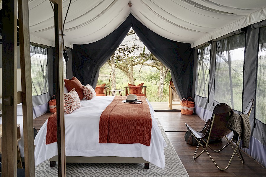 LUXE REIZEN  - TRAVEL IN LUXURY - LUXURY IS TRAVELLING  TANZANIA_LUXE SAFARI TANZANIA & ZANZIBAR