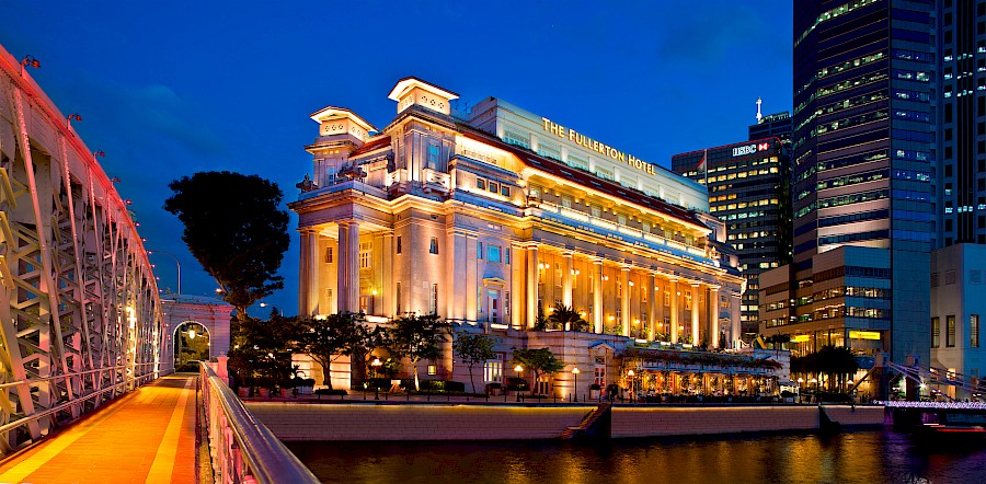 LUXE REIZEN  - TRAVEL IN LUXURY - LUXURY IS TRAVELLING  SINGAPORE_LUXE REIZEN SINGAPORE**THE FULLERTON HOTEL, SINGAPORE