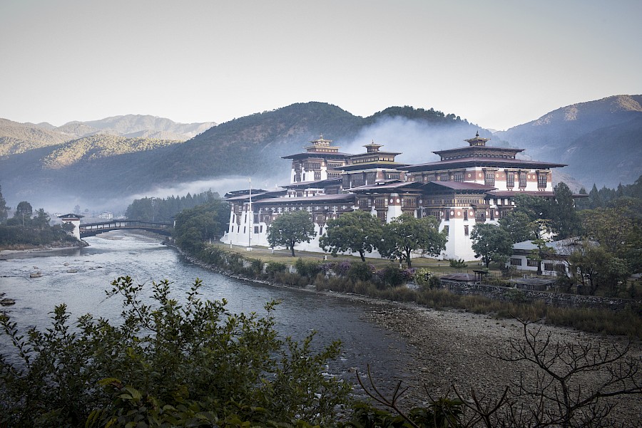 LUXUSREISEN - TRAVEL IN LUXURY  BHUTAN_LUXUS PRIVAT RUNDREISE BHUTAN**AMANKORA by AMAN RESORTS